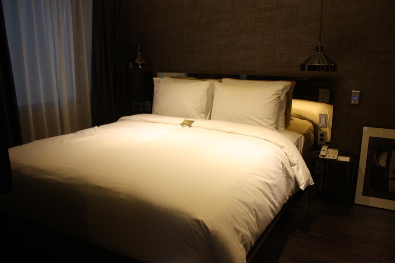 The Hotel Young Inn Сеул Екстериор снимка